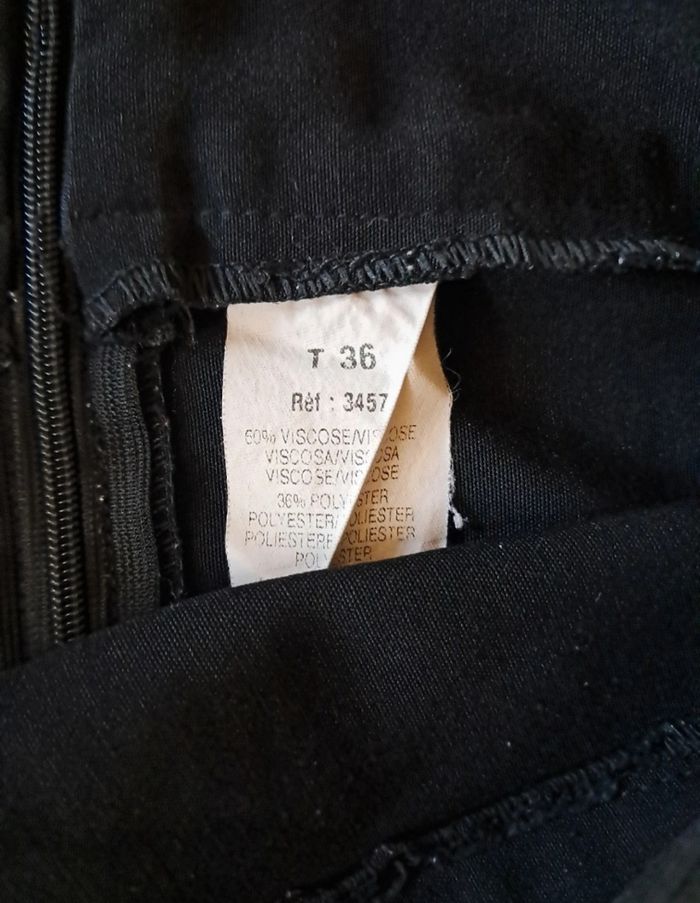 Jupe sans marque - photo numéro 2