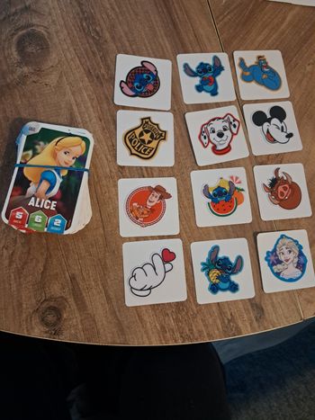 Lot de 12 fixeez Disney avec 50 carte