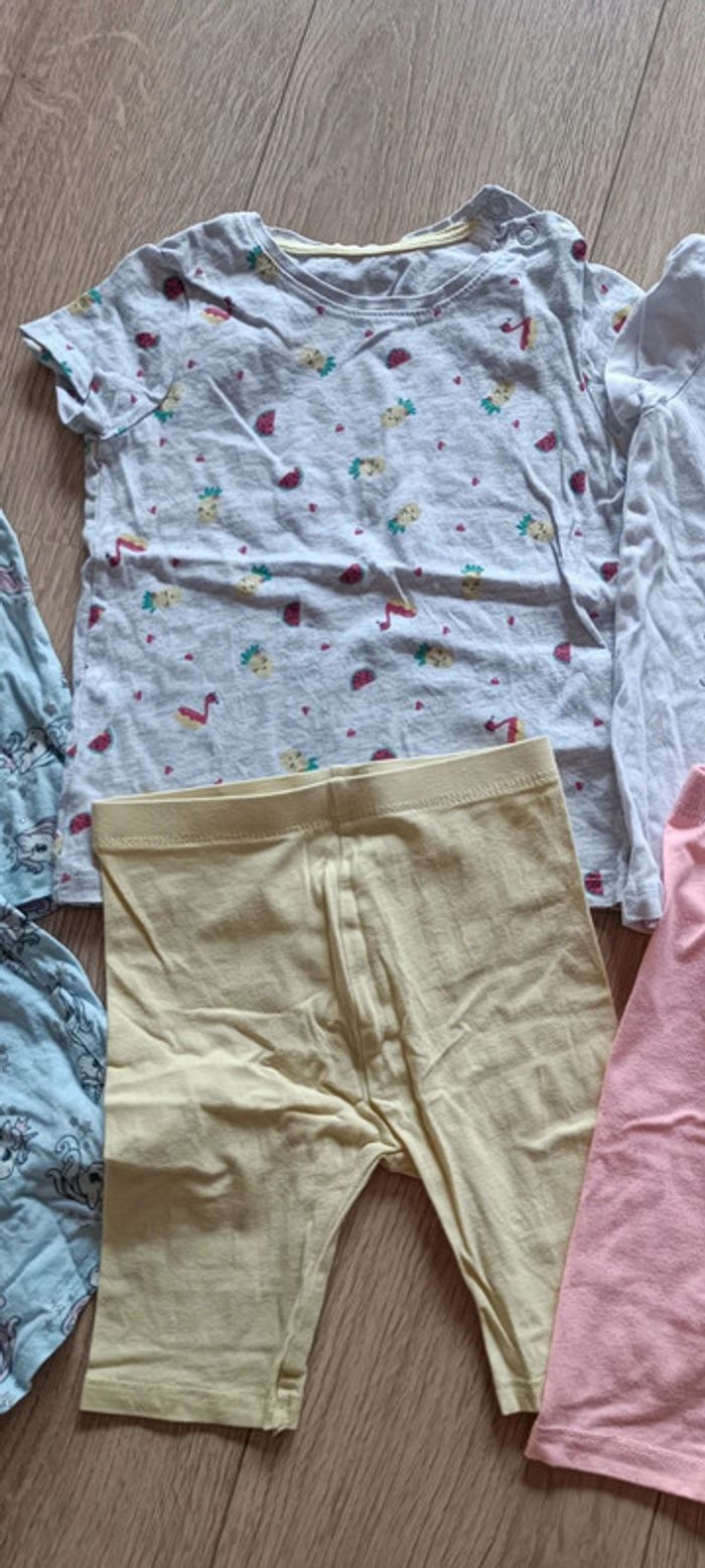 Lot de pyjamas - photo numéro 3