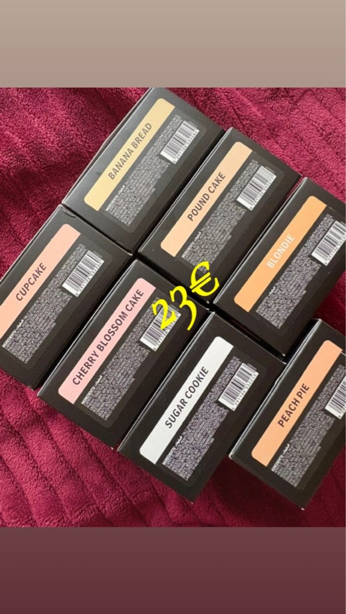 Poudre Huda Beauty - photo numéro 1