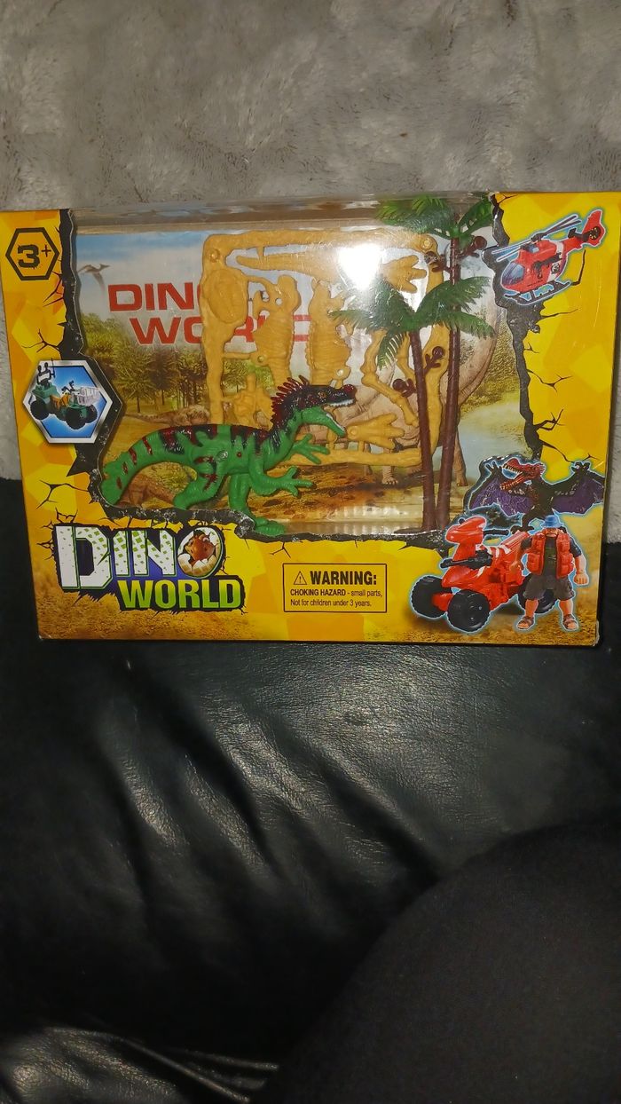 Jouet DIno Word . Dinosaure - photo numéro 2