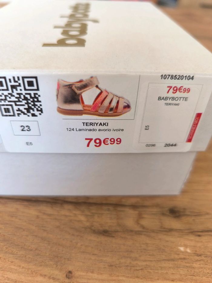 Sandales fille neuves Babybotte modèle Teriyaki Taille 23 - photo numéro 7
