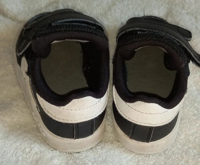 Basket garçon t 19 - photo numéro 3