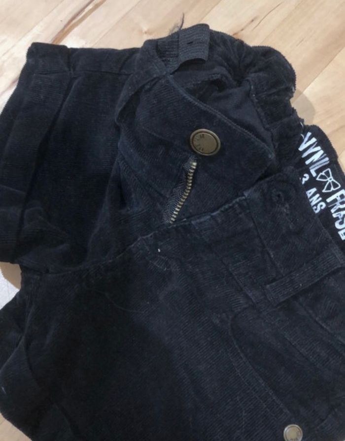 Short en velours noir - photo numéro 3