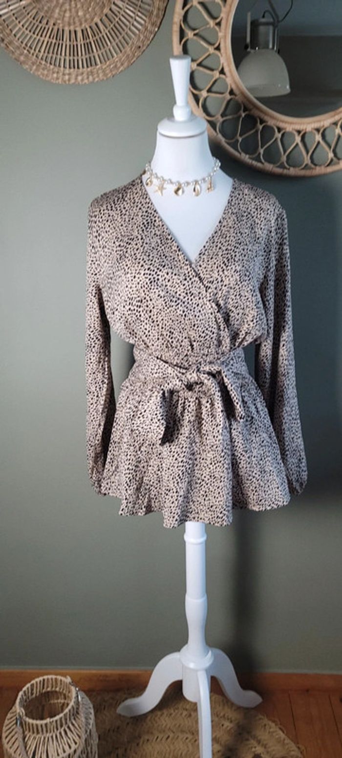 Magnifique blouse légère New Collection Taille S - photo numéro 2