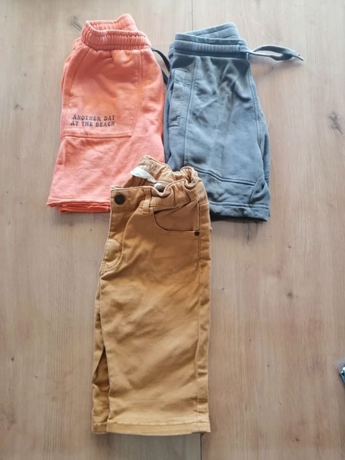 Lot shorts garçon 8ans