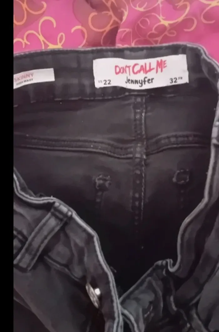Très joli jean skinny noir Jennyfer en parfait état taille 32 ado - photo numéro 3
