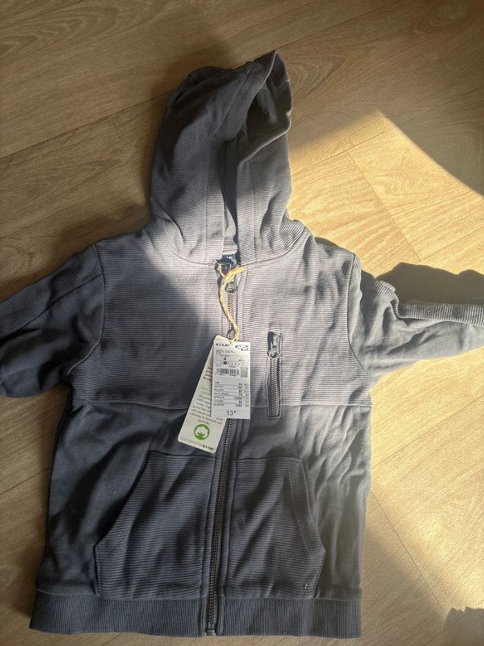 Lot 12 vêtements garçons 4 ans - photo numéro 12
