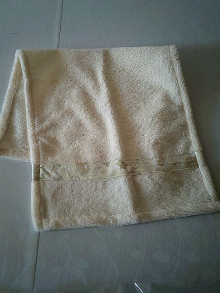 Serviette éponge en tissu beige pour bébé -enfant