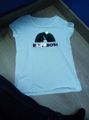 T shirt manche courte sequin arc en ciel 12a