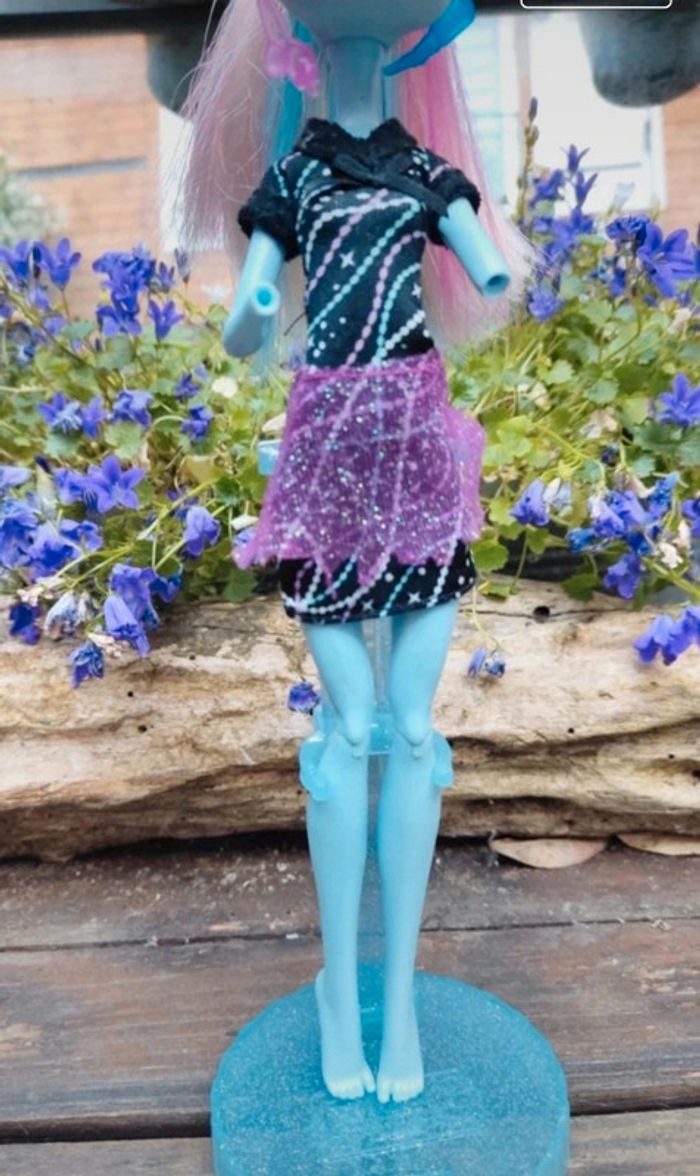 🌺Poupée Monster High Abbey Bominable🌺 - photo numéro 7
