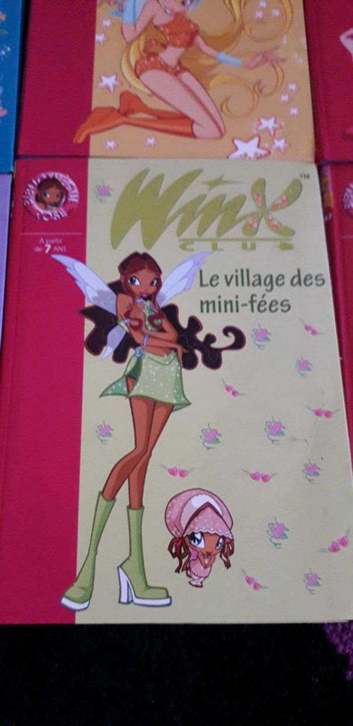 Lot de 8 livres Winx bibliothèque rose comme neufs - photo numéro 3