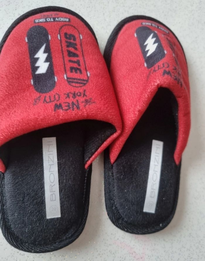 chausson pantoufles rouge bronzini taille 29 - photo numéro 3