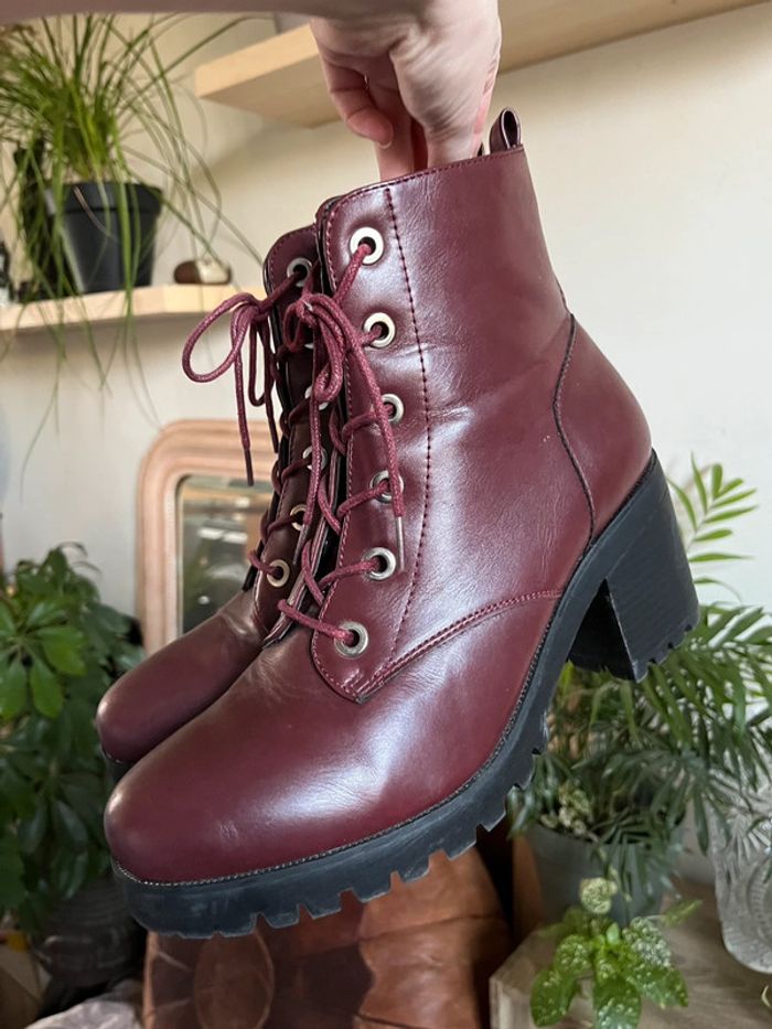 Bottines à talons avec lacets - bordeaux - photo numéro 10