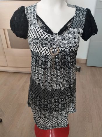 Tunique longue noire et blanche taille 42 44 jida