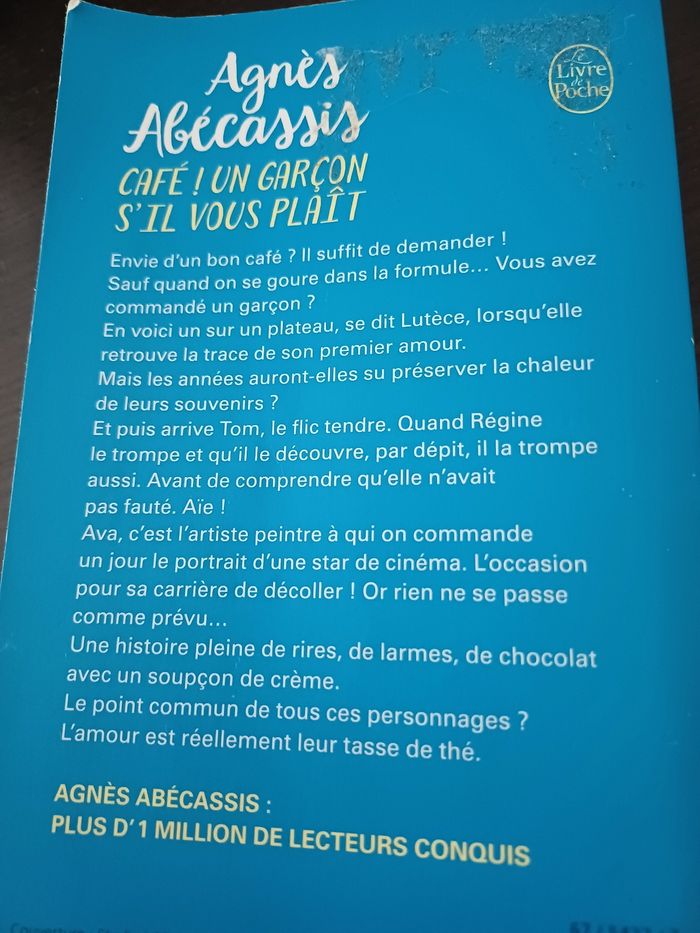 Cafe un garçon s il  vous plaît - photo numéro 2