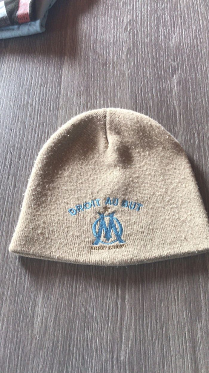 Bonnet droit au but OM
