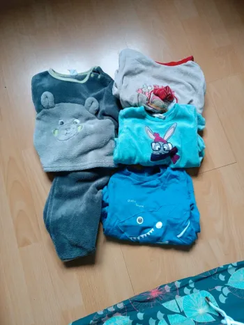 Lot pyjamas