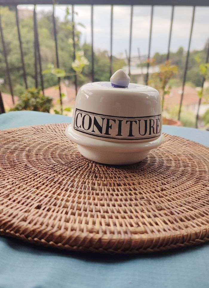 Pot de confiture faïence de Biot peinte à la main