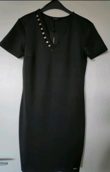 Robe noire L/40