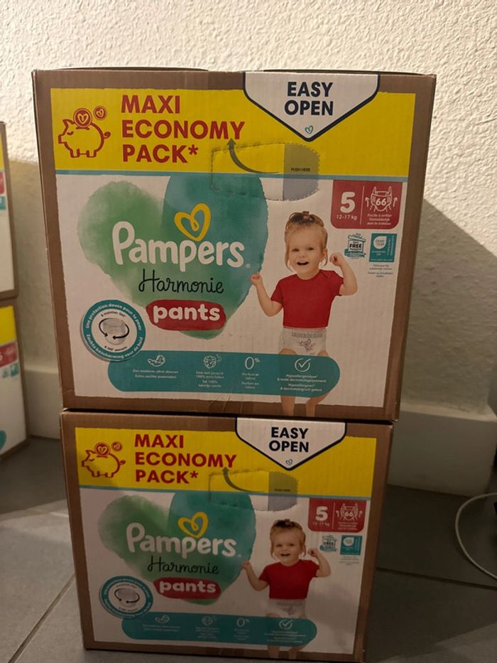 Lot Éco Pampers Harmony Pants T5 11-16kg 2x70 couches