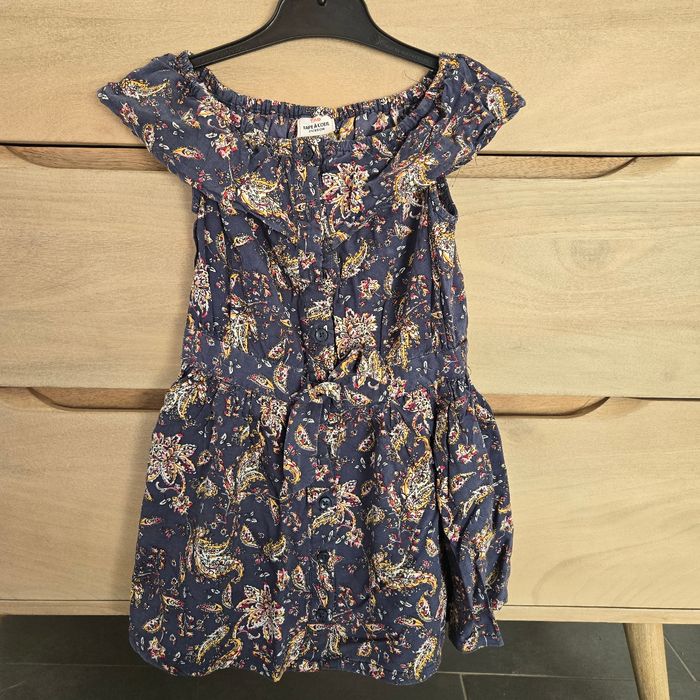 Robe tape à l'œil