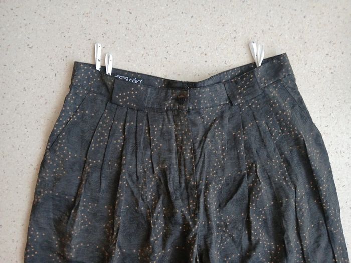 Pantalon léger à motifs et pois dorés - photo numéro 2