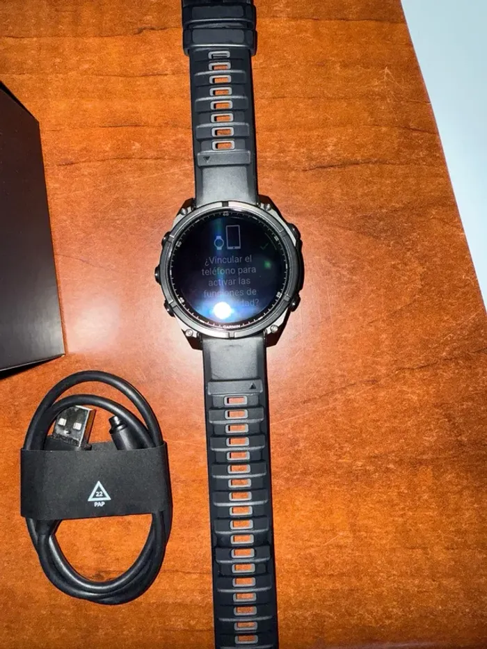 Garmin Fenix ​​8 en parfait état - photo numéro 4