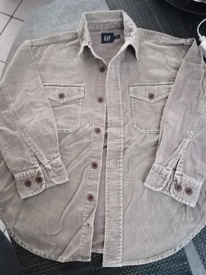 Chemise velour kaki garçon 8ans GAP tbe - photo numéro 2