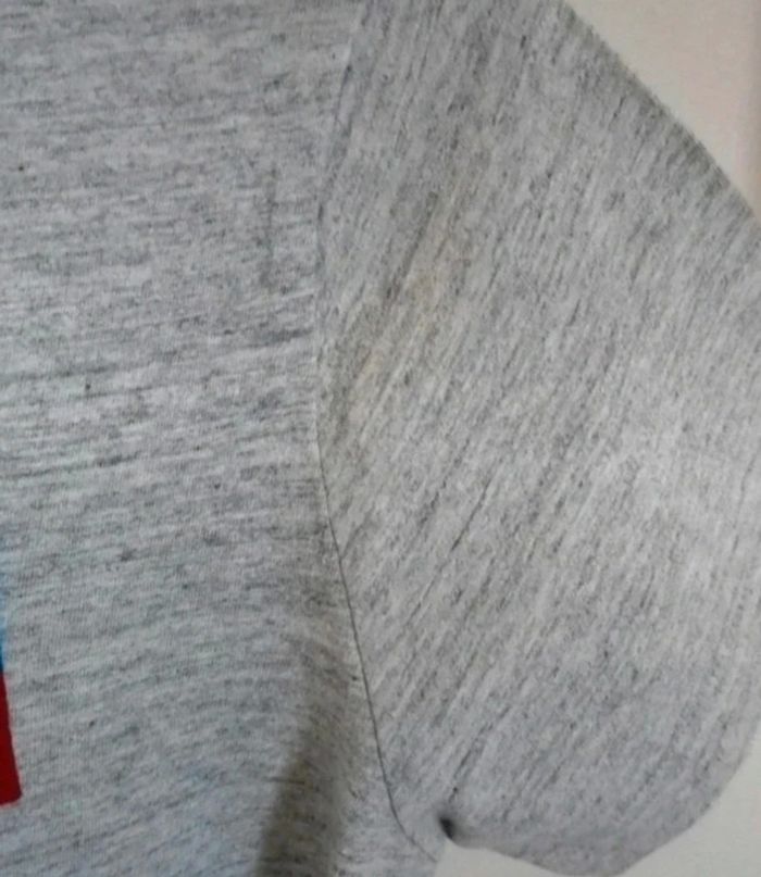 T-shirt gris Levi's taille S - photo numéro 3