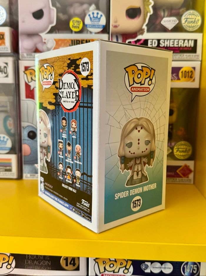 Funko Pop! Animation 1573 - Demon Slayer - Spider Demon Mother - Funko Special Edition - photo numéro 4