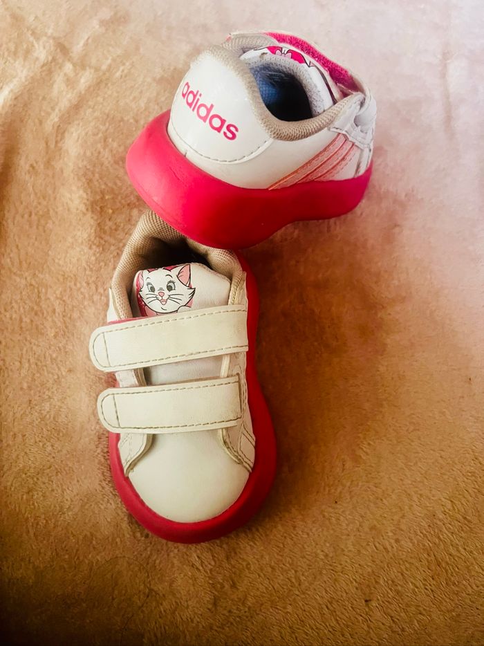 Basket bébé adidas taille 19 - photo numéro 2