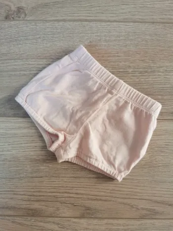 Short rose pâle 1 mois