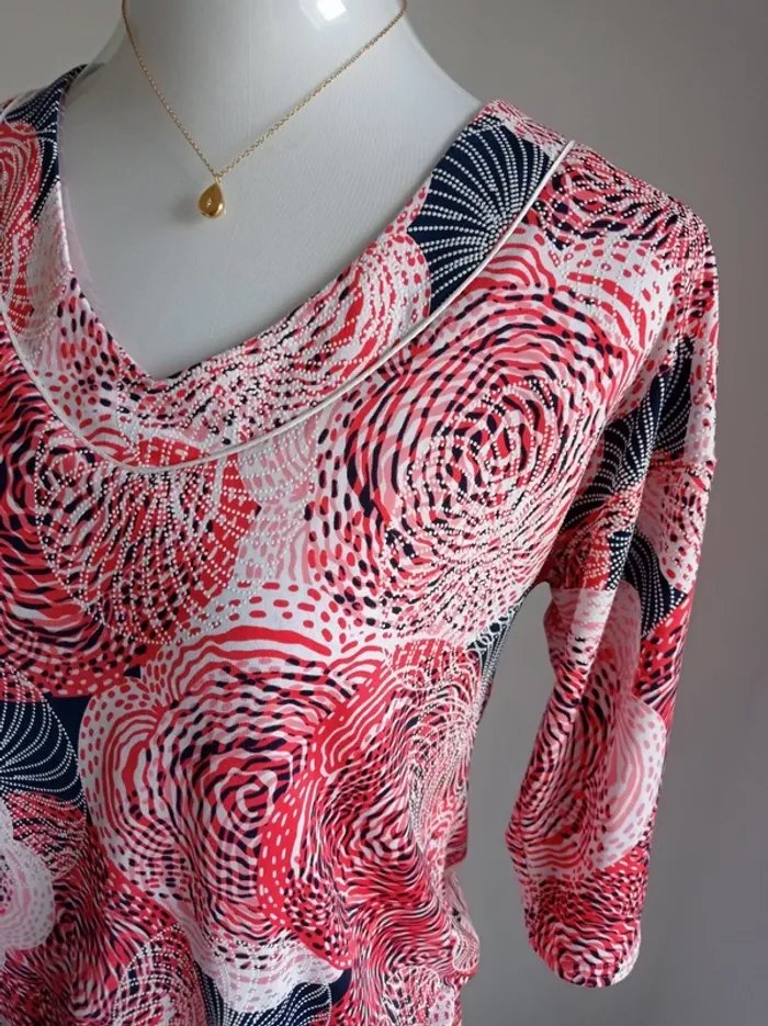 Robe rouge et bleue marine manches trois quart imprimé fantaisie T.M Quinze heures trente Paris - photo numéro 2