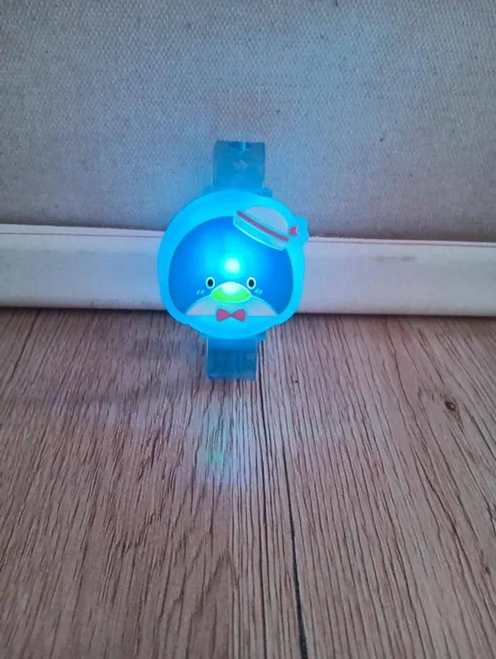 Bracelet lumineux sanrio - photo numéro 5