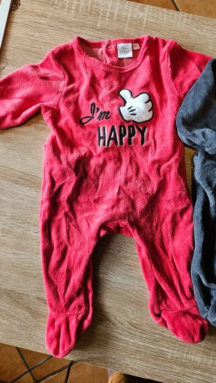 Lot pyjamas Disney 3 mois - photo numéro 2