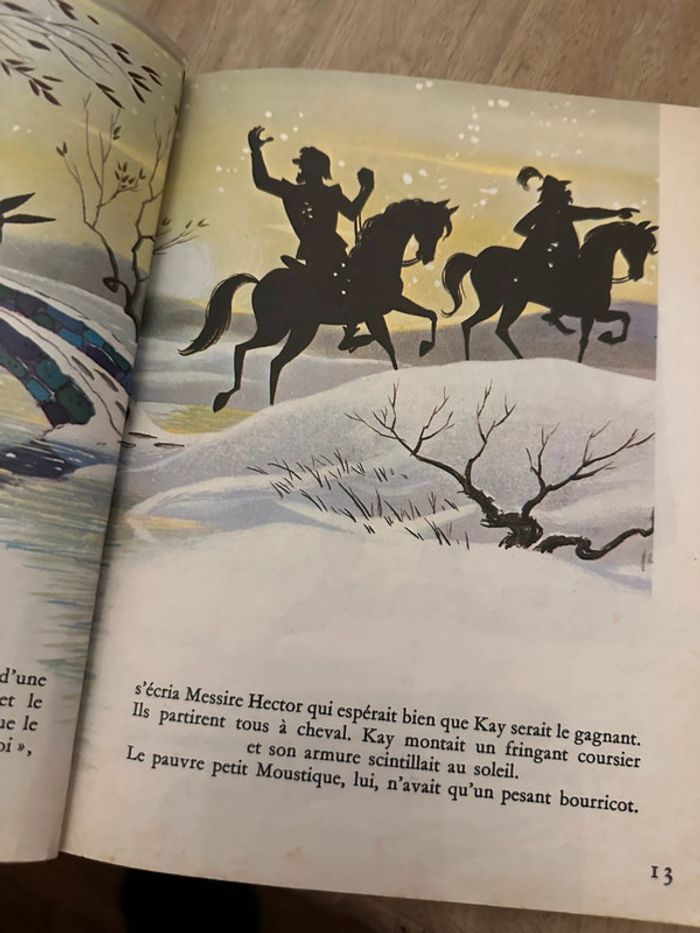 Gentil Coquelicot - Livre ancien Walt Disney Merlin l’enchanteur Hachette album - photo numéro 5