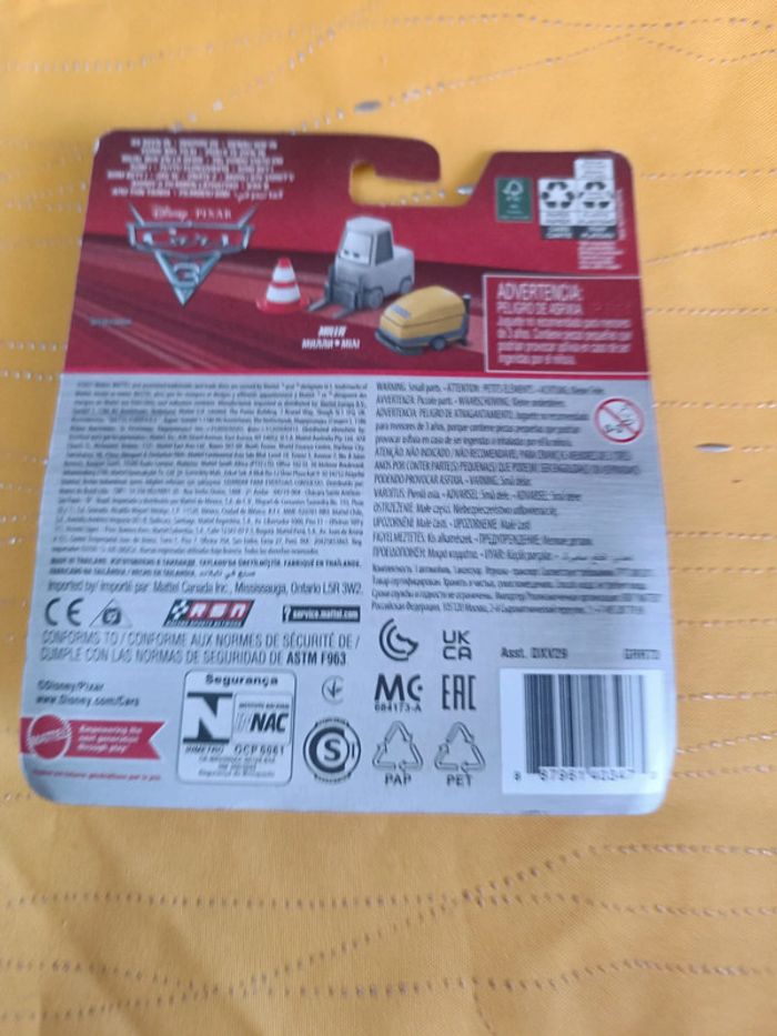 Voiture Cars Millie Disney Pixar Mattel Neuf - photo numéro 5