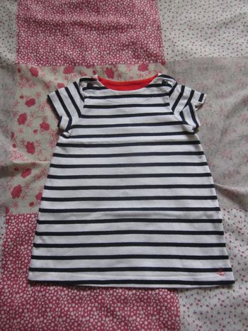 Robe pull sans manches rayée ecru et marine 12 mois