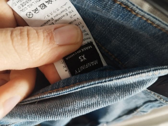 Jean XS - photo numéro 3