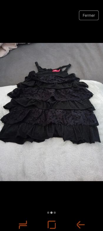 Robe noir