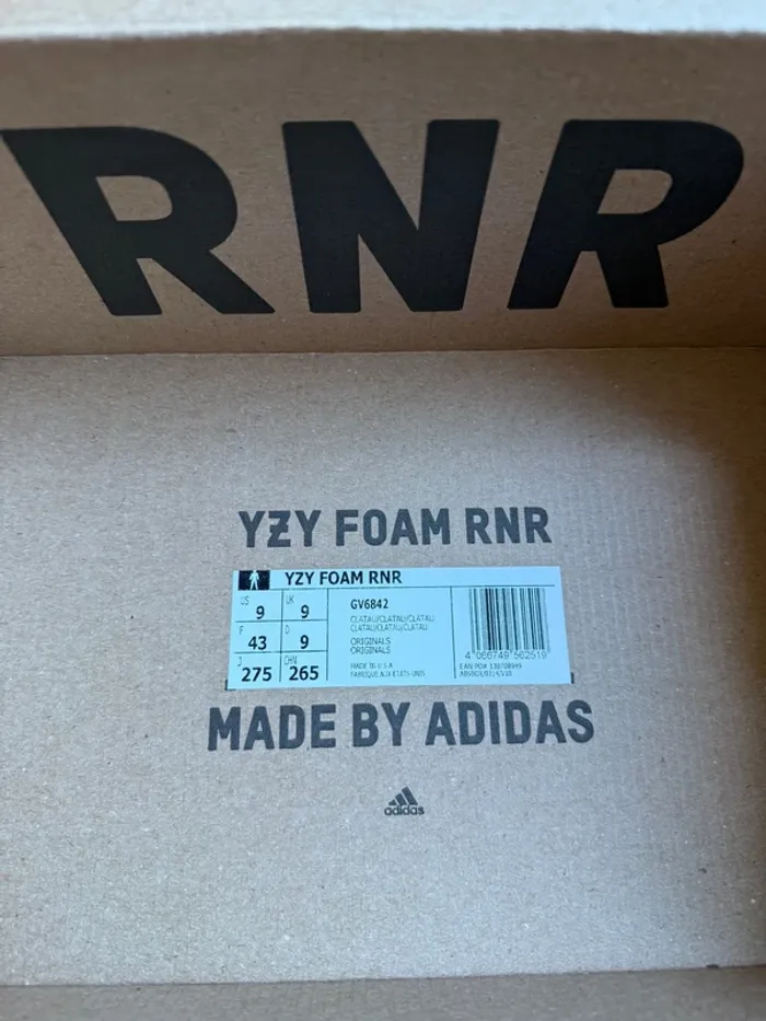 Yeezy foam runner clay 43 neuve - photo numéro 5