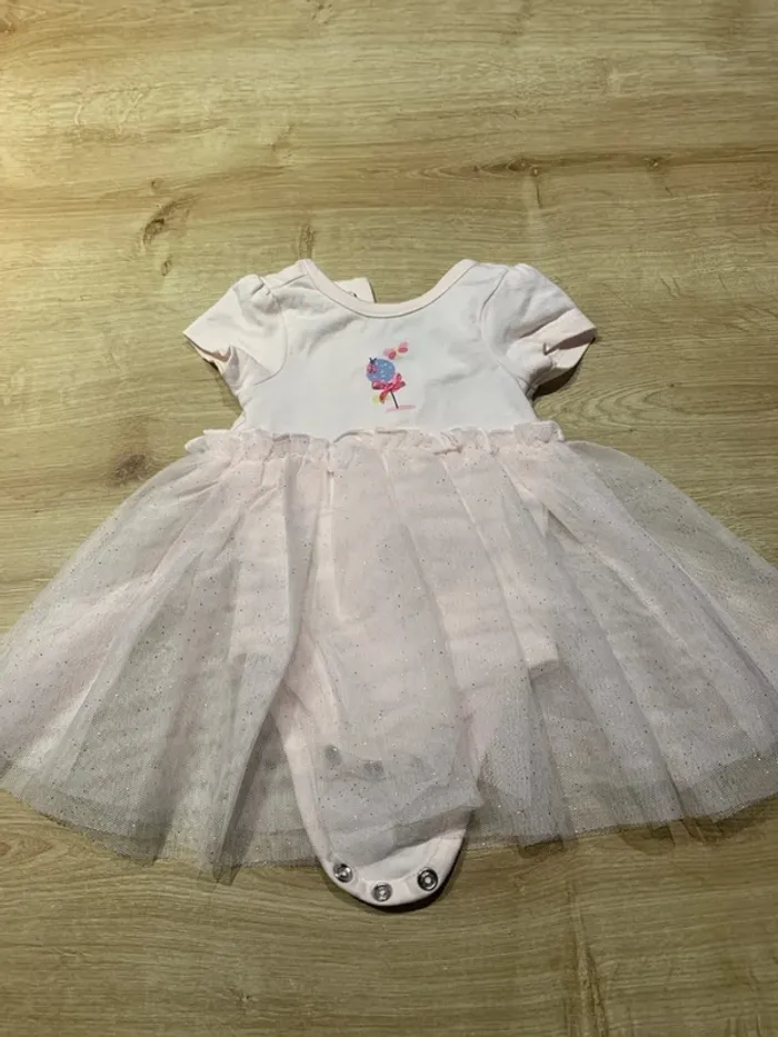 Petite robe 1mois