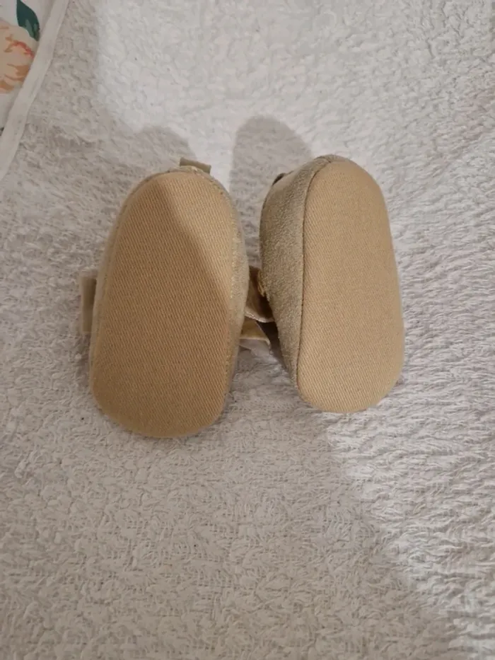 Chaussures bébé - photo numéro 3