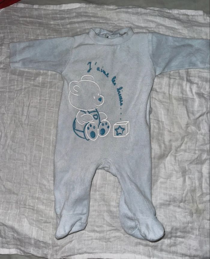 Pyjama, bébé 1 mois