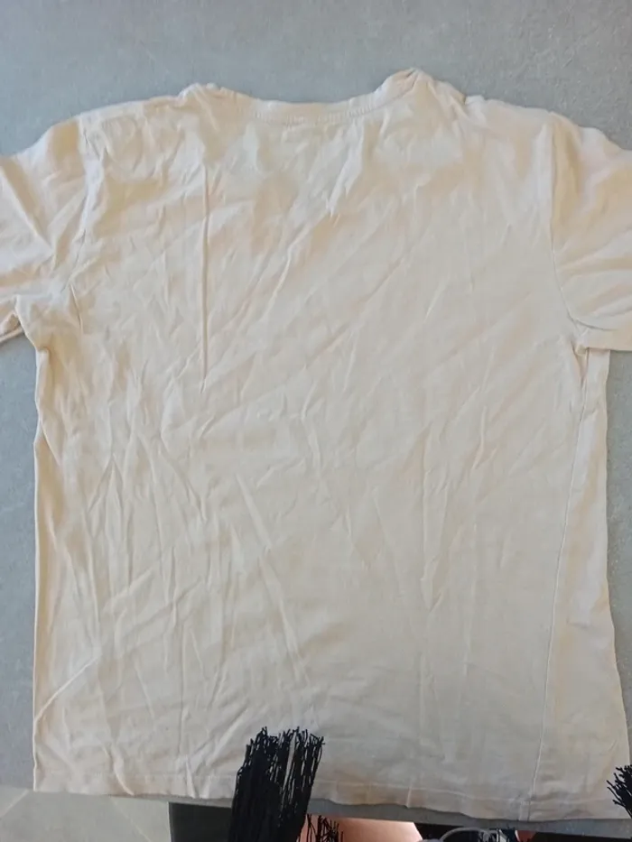 T-shirt imprimé taille L - photo numéro 3