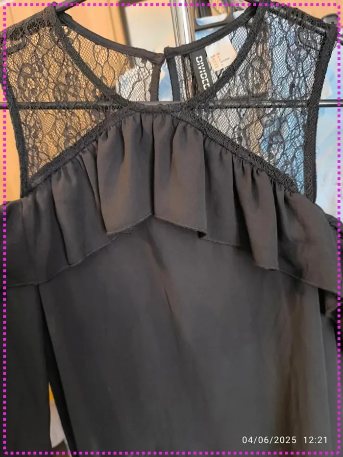 Haut noir dentelle - photo numéro 4