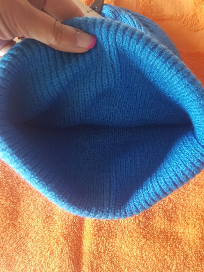 Magnifique bonnet mixte adulte  bleu nike - photo numéro 3