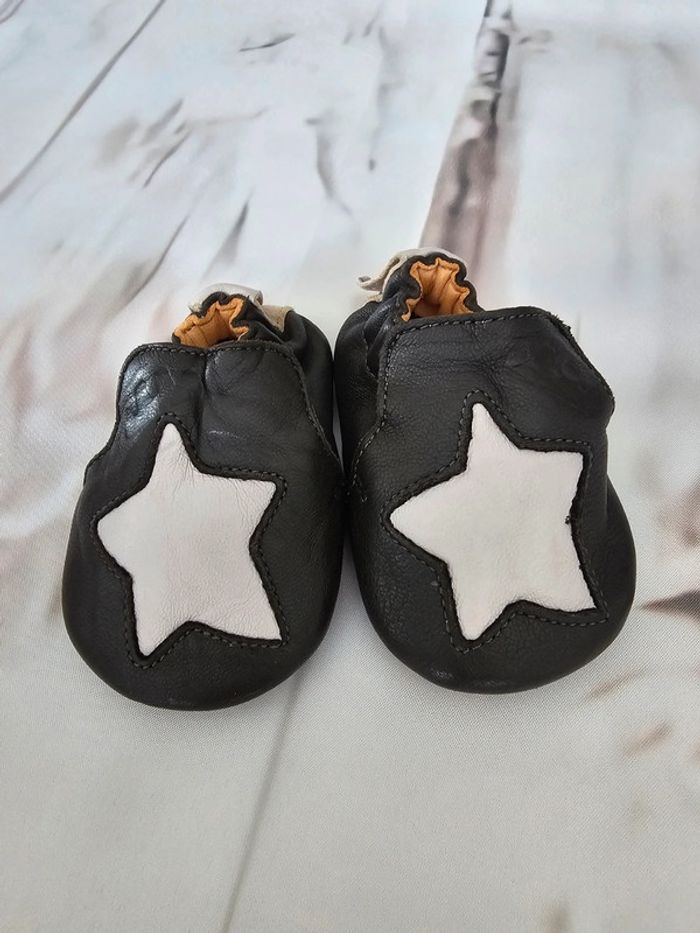 Paire de chaussons P16/17 - photo numéro 2