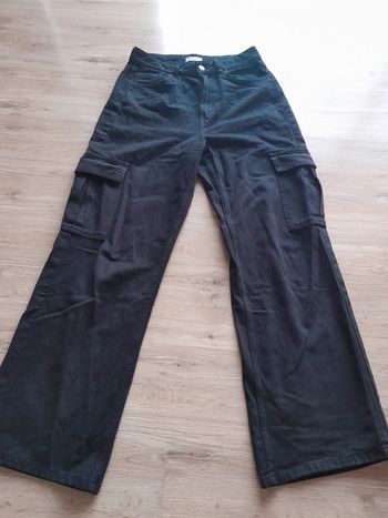 Jean cargo noir taille 38